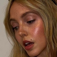 Lina Strahl Nude