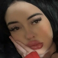 loogiesuzi Nude
