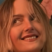 majalehn Nude